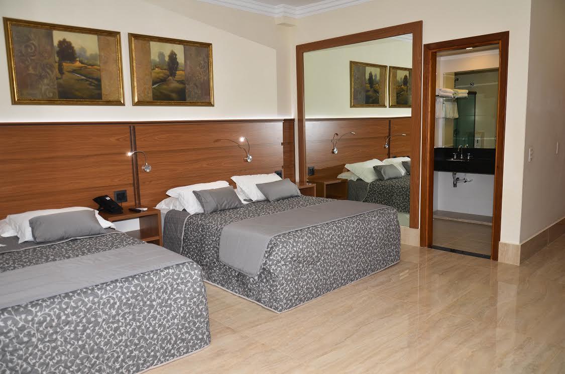 Tamareiras Prime Hotel อูเบราบา ภายนอก รูปภาพ